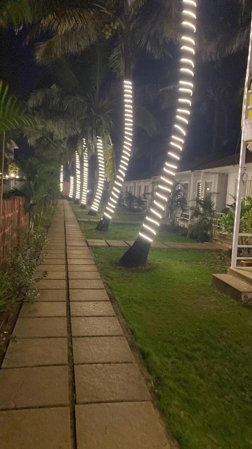 Arabian Sea Beach Resort Morjim Extérieur photo