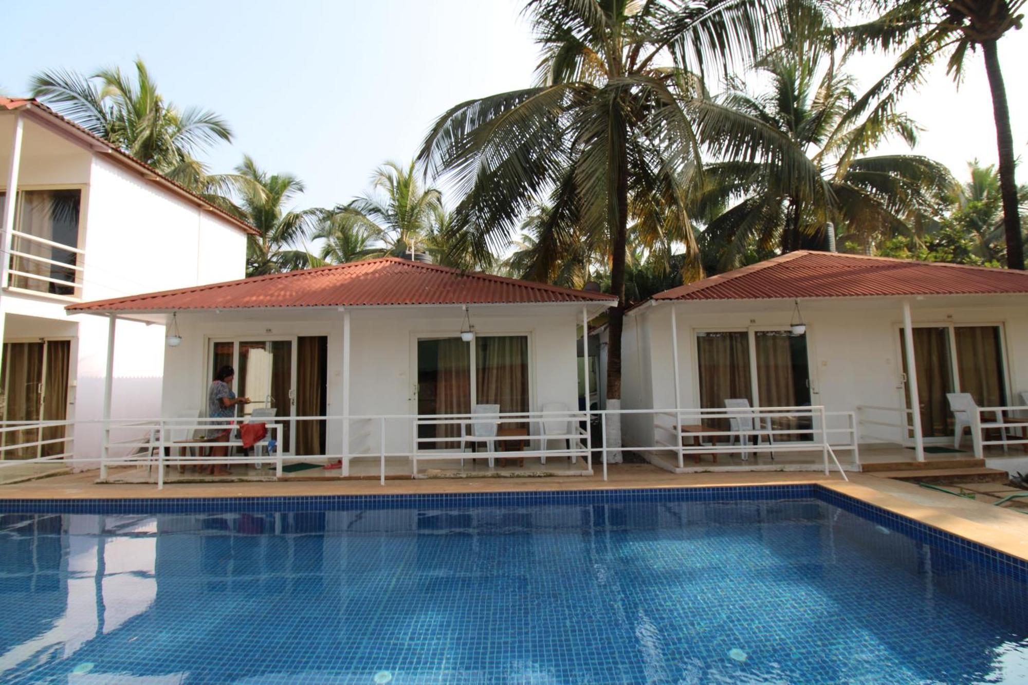 Arabian Sea Beach Resort Morjim Extérieur photo